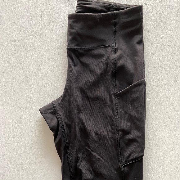 Lululemon Lab High Rise 5 Pocket Training Tight - Size 4 - Picture 5 of 8